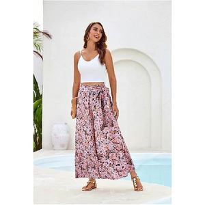 Pantalones anchos con estampado floral para mujer, pantalones de verano con cintura elástica de gasa, holgados hasta el tobillo, estilo bohemio informal - Product Image 4