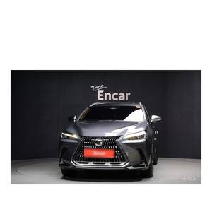Lexus NX Premium modèle décembre 2022 avec 11 946 km, conduite à gauche, sièges en cuir, caméra de recul - Product Image 3