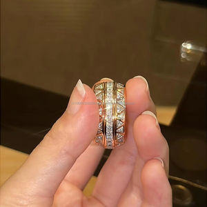 Bague en argent sterling plaqué or avec design géométrique hip-hop pour mariage ou anniversaire, cadeau unisexe, bague de fiançailles - Product Image 4