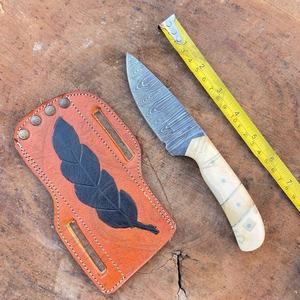 Cuchillos de caza al aire libre de nuevo diseño al por mayor cuchillo de hoja fija con mango de madera con Funda de cuero para bricolaje personalizable soporte OEM - Product Image 4