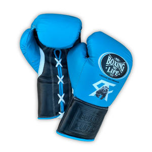 Guantes de Boxeo Profesionales de Cuero No Boxing No Life - Azul Claro y Negro con Cordones, Equipo de Combate Hecho en México, Diseño Gráfico Team Bear - Product Image 3