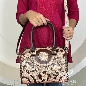 Bolsos de Lona Florales Hechos a Mano, Modernos y de Tamaño Mediano, Nuevos Bolsos de Viaje de Cuero Vacuno Genuino de Lujo, Unisex, para Gimnasio, Viajes Cortos y Fin de Semana - Product Image 1