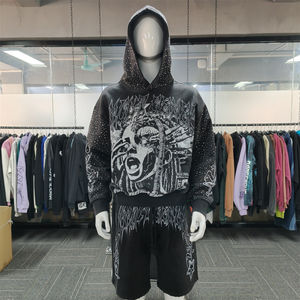 Ensemble deux pièces de survêtement en strass pour hommes, avec short à cordon et sweat à capuche, impression DTG et sérigraphie, vente en gros par fabricant OEM - Product Image 1