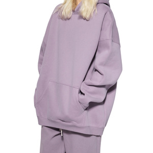 ชุดวอร์มกีฬาผู้ชายแบบมีฮู้ด ผ้าระบายอากาศดี สไตล์สปอร์ต สำหรับออกกำลังกาย วิ่ง ฟิตเนส ขายส่ง รับผลิตแบบ OEM - Product Image 3