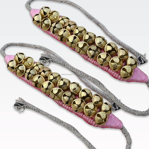 Tobillera Ghungroo de latón hecha a mano con 2 líneas, acolchada rosa, 40 campanas de latón, para danza Bharatnatyam Kathak, estilo clásico indio - Product Image 6