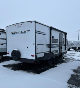 Autocaravanas Usadas a Precios Accesibles, Modelos 2026, 2025 y 2024, RV Bullet Classic 1840RBWE, Remolques de Viaje Disponibles - Product Image 2