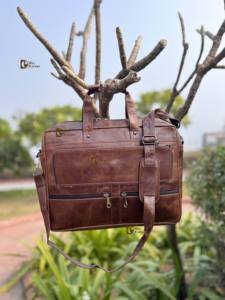 Bolsa de Mensajero de Cuero Genuino, Nueva Llegada, Gran Venta, Multiusos, Bolsa para Portátil de Alta Calidad, Bolsas Unisex de Cuero - Product Image 5