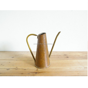 บัวรดน้ำขนาดเล็กทองแดงโบราณในสไตล์วินเทจพร้อมกระจกสำเร็จรูปเหมาะสำหรับพืชสวนและดูแลรดน้ำ - Product Image 5