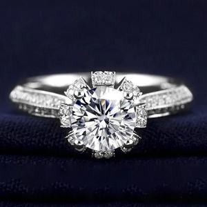 แหวนเงินแท้ 925 สำหรับผู้หญิง แหวนเพชรโมอิสซาไนต์ VVS คุณภาพสูง แหวนหมั้น แหวนแต่งงาน เพชรรับรองโดย IGI เครื่องประดับอัญมณีชั้นดี - Product Image 2