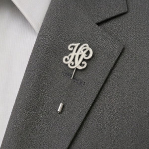 Épingles à revers en argent sterling 925 de qualité supérieure pour la mode haut de gamme, service OEM, designs personnalisés, attaches sécurisées, cadeaux d'entreprise - Product Image 1