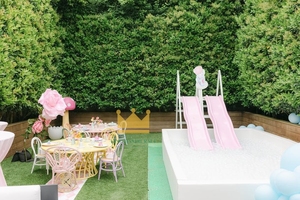 Chaise pour enfants en rotin faite à la main pour les entreprises de location d'événements, les mariages, les anniversaires, les festivals et la décoration de lieux de réception pour enfants - Product Image 2