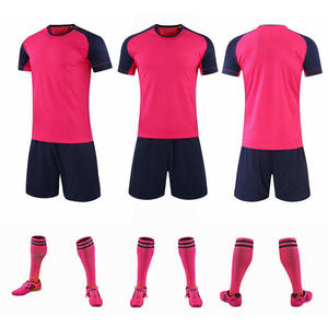 Camiseta de Fútbol Personalizada al por Mayor para Hombre – Conjunto de Uniforme de Entrenamiento de Fútbol de Alta Calidad con Ajuste Cómodo - Product Image 5