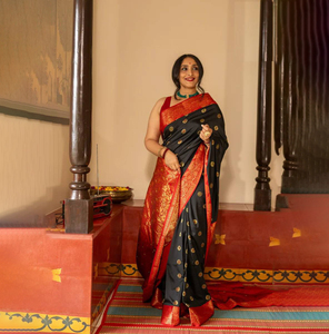 Vêtements de fête de mariage de luxe Créateur de mode Pur Banarasi Cuivre Zari Tissage Saree en soie douce du fabricant indien - Product Image 1