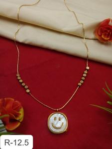 Ensemble collier et boucles d'oreilles plaqué or bicolore spécial Saint-Valentin |   Bijoux pour femmes, cadeau pour une fête de mariage ou de fiançailles - Product Image 5