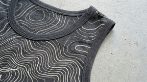 เสื้อกล้ามผู้ชายลดราคา คุณภาพสูง สำหรับออกกำลังกาย สีและโลโก้ปรับแต่งได้ สไตล์วินเทจ คอกลม มีกระเป๋า ผลิตจากโพลีเอสเตอร์/คอตตอน ระบายอากาศได้ดี - Product Image 6