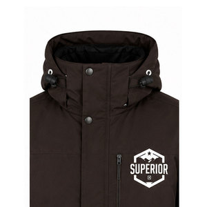 Chaqueta Parka Ligera Impermeable para Hombre que Combina Tecnología Cortavientos, Tejido Transpirable y Comodidad Térmica - Product Image 3