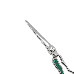 Tijeras de Pelo de Acero Inoxidable de Alta Calidad, Tijeras de Corte Profesionales para Salón de Belleza y Barbería, Diseño Ergonómico, Hechas en Pakistán - Product Image 6