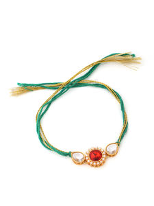 Meilleures ventes : Élégante chaîne de perles vertes florales Rakhi, bijou fait main en fil réglable, idéal pour la célébration du Raksha Bandhan entre frères et sœurs - Product Image 2