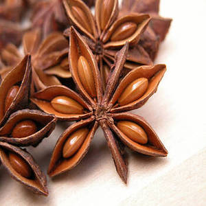 Anis étoilé indien naturel séché entier pour applications culinaires, emballage en gros et approvisionnement mondial d'ingrédients - Product Image 2