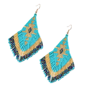 Boucles d'oreilles de luxe brodées de perles, entièrement personnalisées et fabriquées à la main par MD HANDICRAFTS - Product Image 1