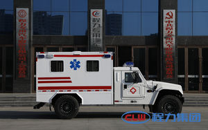 Véhicule d'ambulance Dongfeng tout-terrain 195 ch <span class=keywords><strong>4x4</strong></span> M50 <span class=keywords><strong>à</strong></span> <span class=keywords><strong>vendre</strong></span> - Product Image 3