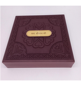 Caja Artesanal Tradicional de Acero Inoxidable, Bañada en Oro, con Ídolo de Shrinath Ji y Monedas Charan Paduka, Arte Multipeza para Boda - Product Image 5