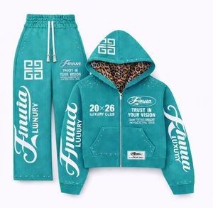 Conjunto Deportivo de Sudadera con Capucha y Pantalones Jogger Rojos para Mujer, Marca Finura, Manga Larga, Estampado, Estilo Urbano, Corte Holgado, 2 Piezas, para Todas las Temporadas - Product Image 2