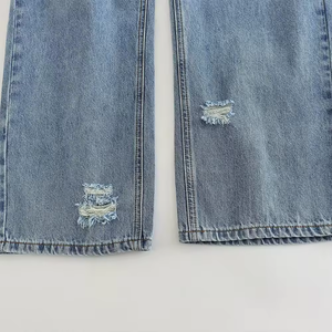Jeans de Mujer Azul Medio Desgastado, Corte Recto, Algodón Denim, Talle Alto, Acabado Whisker Wash, Pantalones Casuales de Estilo Urbano - Product Image 3