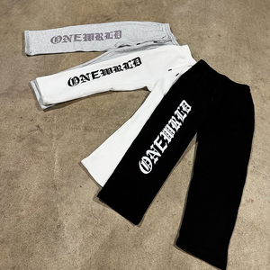 ชุดกีฬาฤดูหนาวลำลองสำหรับผู้ชาย ปักลายสวยงาม ผ้าฝ้ายนุ่มสบาย ดีไซน์ชุดเซ็ตขาสั้น ผ้าถัก - Product Image 6