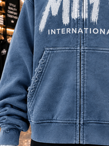 Sweat à capuche zippé bleu délavé et vieilli avec impression graphique pour streetwear, sweat à capuche en molleton épais pour homme - Product Image 3