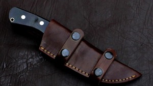 มีดพกพาใบเหล็กดามัสกัส ด้ามไม้ พร้อมปลอกหนัง มีดสั่งทำพิเศษ - Product Image 6