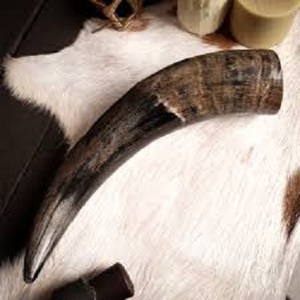 Top Selling New Carved Design of Viking <b>Drinking</b> <b>Horn</b> with Logo Authentic Food Safe No Leaks Norse Viking <b>Drinking</b> <b>Horn</b> Beer - Product Image 2