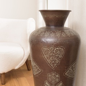Elegante Florero de Piso de Bronce Hecho a Mano, Diseño Tradicional, 85.5 cm de Altura, Ø40 cm - Product Image 4