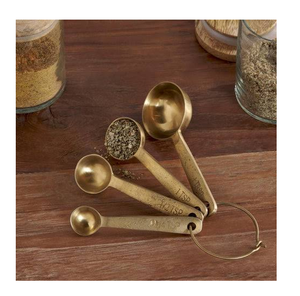 ชุดช้อนตวงทองเหลืองพร้อมชุดถ้วยตวงทองเหลืองและช้อนตวงพร้อมด้ามไม้ อุปกรณ์ทำขนมสำหรับใช้ในครัว - Product Image 4