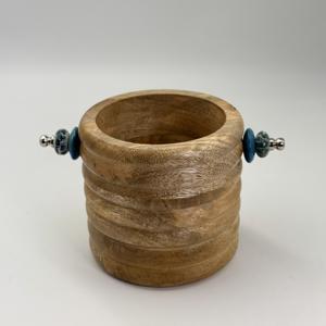 Porte-couverts en bois de qualité supérieure, conçu pour une utilisation durable, rangement élégant et présentation de table bien organisée - Product Image 2