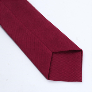 Corbata Pre-Atada para Niño, Color Borgoña, Tejida, con Correa Ajustable, Accesorio para Fiestas, Graduaciones y Uniformes Escolares - Product Image 5