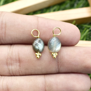 Pendentif en labradorite, petite pierre précieuse, charme artisanal, pendentif à trois pierres, cadeau pour femme - Product Image 3