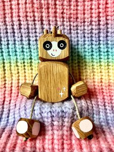 Sculpture de robot en bois écologique moderne de qualité supérieure, figurine décorative artisanale pour la décoration intérieure contemporaine - Product Image 5