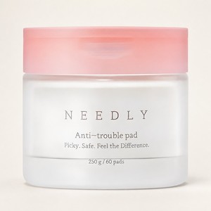 แผ่นมาส์กหน้าสำหรับผิวเป็นสิว NEEDLY Anti-Trouble Pad 250 กรัม 60 แผ่น แผ่นน้ำมันมะกอก โทนเนอร์บำรุงผิว ผลิตในเกาหลี สีขาว - Product Image 1