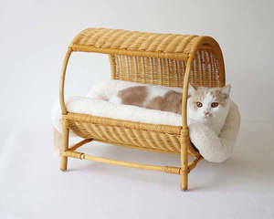 Cama para Mascotas de Mimbre Natural con Toldo, Sofá Ovalado para Perros con Techo Protector Solar, Cama Transpirable para Gatos, Muebles para el Hogar - Product Image 4