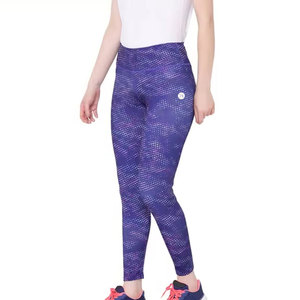 Leggings tendance pour femmes, légers et respirants, avec une coupe amincissante, parfaits pour les tenues décontractées et les activités sportives, leggings de yoga. - Product Image 6