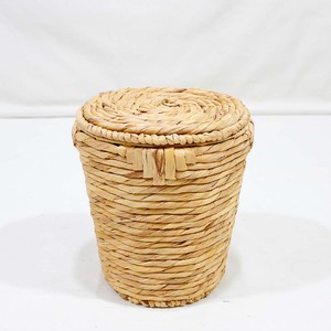ตะกร้าเก็บของอเนกประสงค์จากผักตบชวา ยี่ห้อ Artex Dong Thap รุ่นรักษ์โลก พร้อมฝาปิด สำหรับจัดระเบียบห้องครัว - Product Image 3