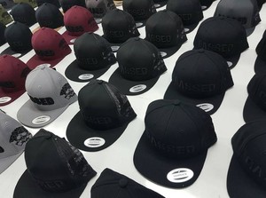 Gorra de Moda Premium con Tela de Sarga de Algodón de Lujo, Bordado Personalizado y Fabricación con Marca Privada para Marcas de Ropa - Product Image 4