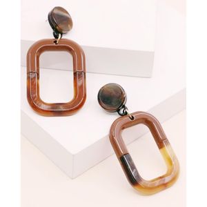 Boucles d'oreilles modernes en résine artisanale pour femmes, finition durable, accessoires de mode en cristal - Product Image 1