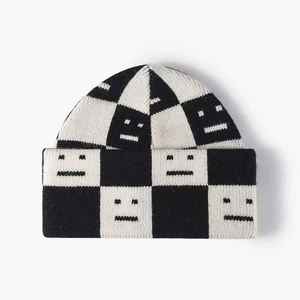 Bonnet d'hiver tricoté personnalisable avec étiquette sur mesure – Meilleures ventes - Product Image 6