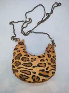 Sac à bandoulière zippé élégant, durable et léger pour femmes, antivol, imperméable, portable, décontracté, sac à bandoulière quotidien, pochette de voyage - Product Image 3