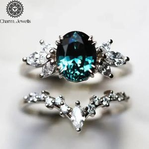 แหวนหมั้นผู้หญิง Charm_Jewells ประดับโมอิสซาไนต์ทรงคุชชั่น ดีไซน์ลายดอกไม้ ตัวเรือนเงินแท้ 925 ชุบทอง 18K น้ำหนัก 3 กรัม ได้รับการรับรองจาก IGI - Product Image 4