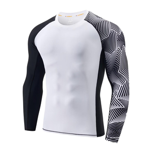เสื้อรัดกล้ามเนื้อแขนยาวสั่งทำพิเศษ OEM สำหรับออกกำลังกาย ผ้าแห้งเร็ว พิมพ์ลายแบบ Sublimation เสื้อสำหรับฝึกซ้อม ผลิตในปากีสถาน - Product Image 1