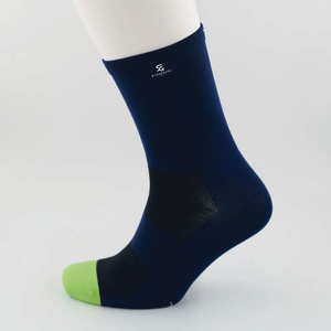 Chaussettes de sport en coton pour hommes, douces, respirantes, légères, style décontracté pour l'entraînement, l'exercice et l'usage quotidien 2026 - Product Image 2