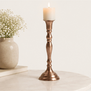 Candelabro de Latón Vintage con Acabado Antiguo, Portavelas Metálico Hecho a Mano para Bodas y Decoración Elegante del Hogar - Product Image 6